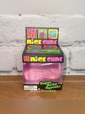 NeeDoh Nice Cube Squishy Purple